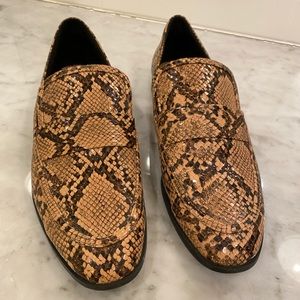 zara loafers